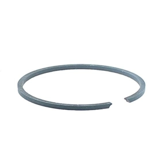 Piston ring in the group Spare parts Husqvarna 122C at Entreprenadbutiken (5051558-02)