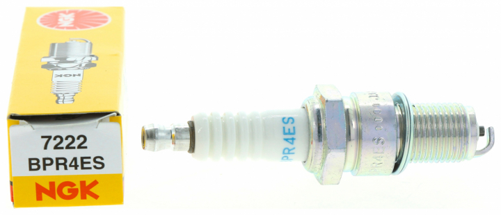 Spark Plug NGK BPR4ES in the group  at Entreprenadbutiken (5354144-64)